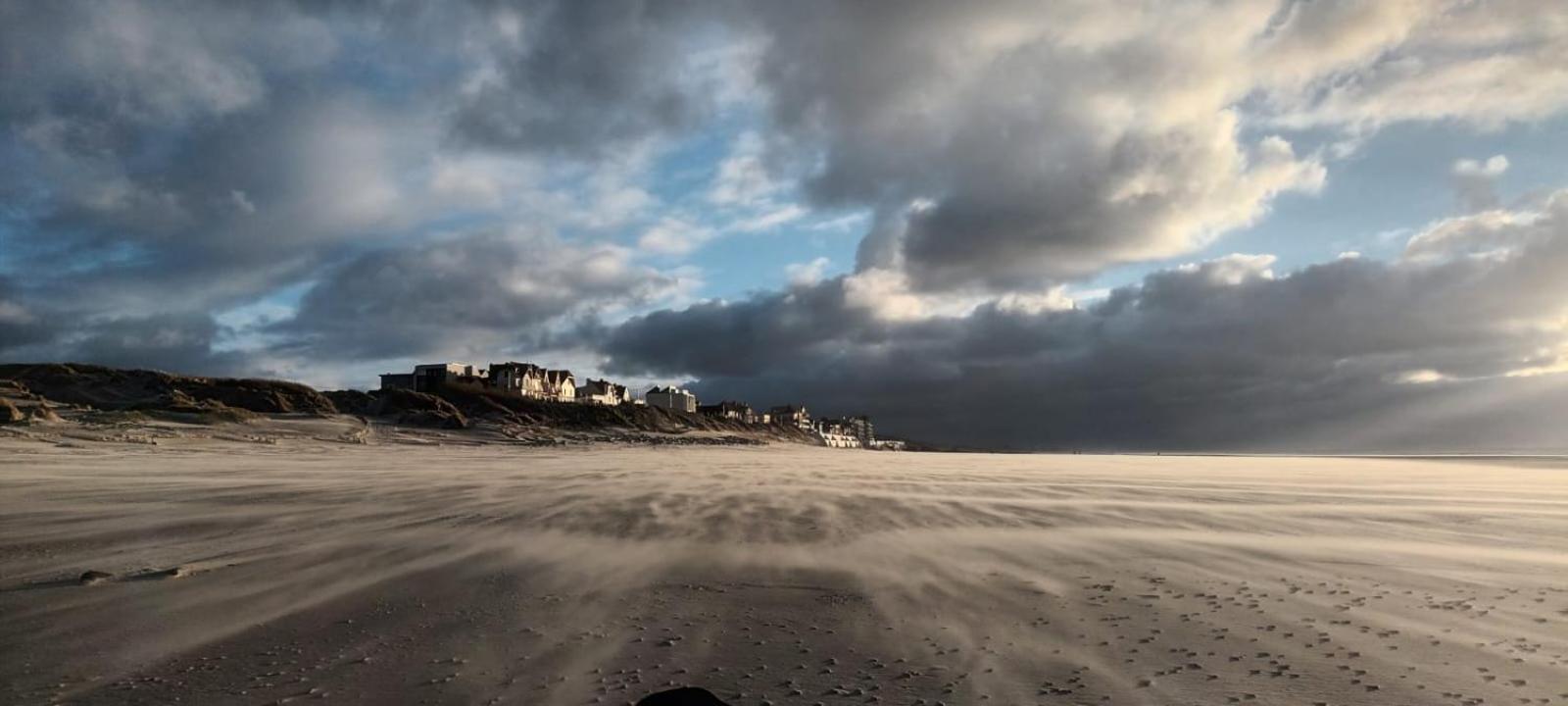 Cottage Proche Du Bord De Mer Et Au Coeur Des Dunes Merlimont-Plage Esterno foto